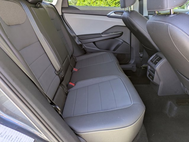 Used 2024 Volkswagen Taos SE image 30