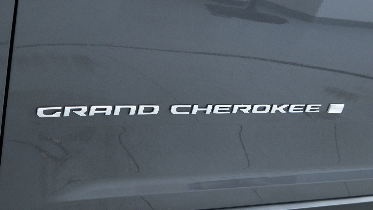 Used 2024 Jeep Grand Cherokee L Limited AWD/4WD image 32