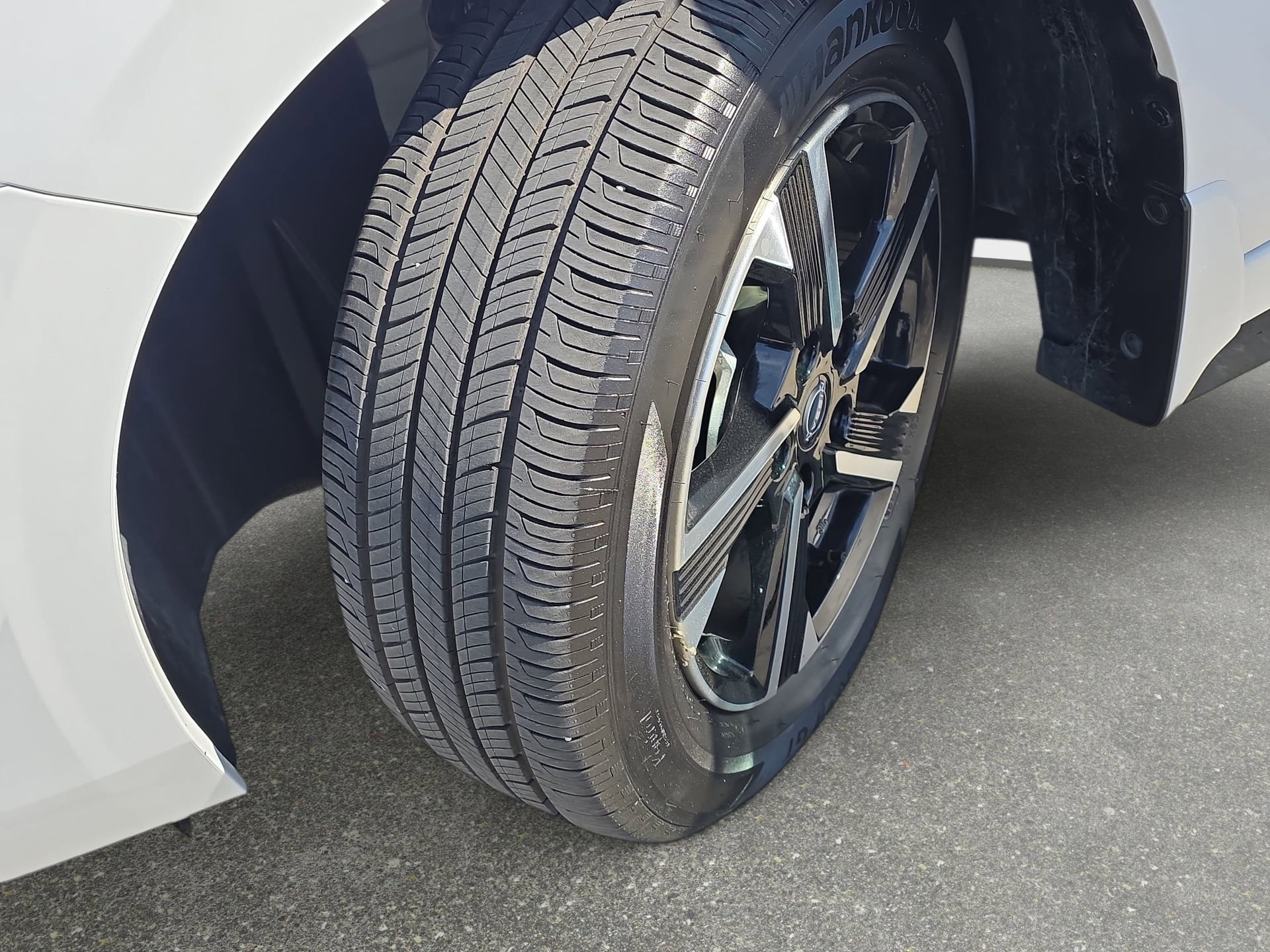 Certified 2025 Nissan Sentra SV w/ All-Weather Package image 30