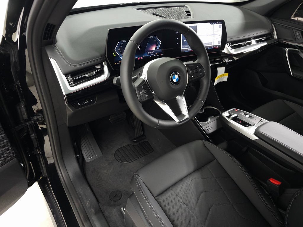 Used 2026 BMW X1 xDrive28i w/ Convenience Package AWD/4WD image 10
