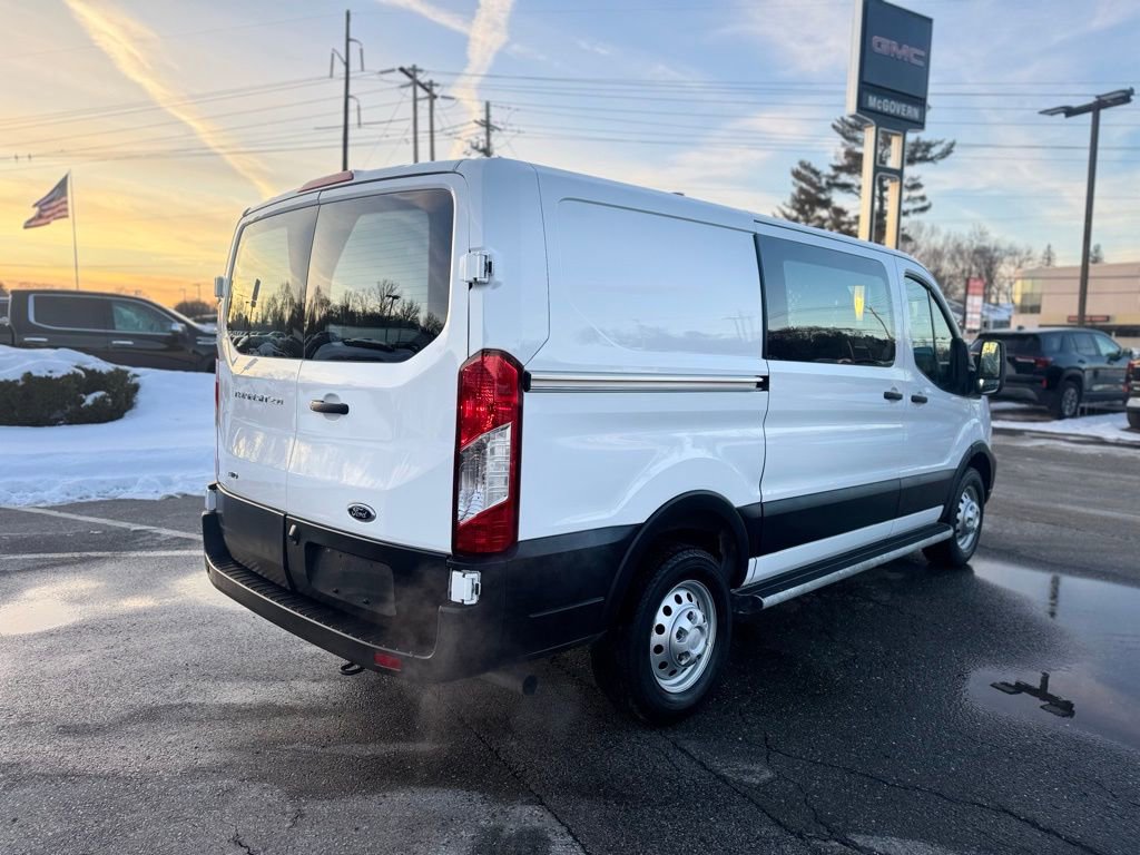 Used 2024 Ford Transit 250 Low Roof AWD w/ Exterior Upgrade Package image 7