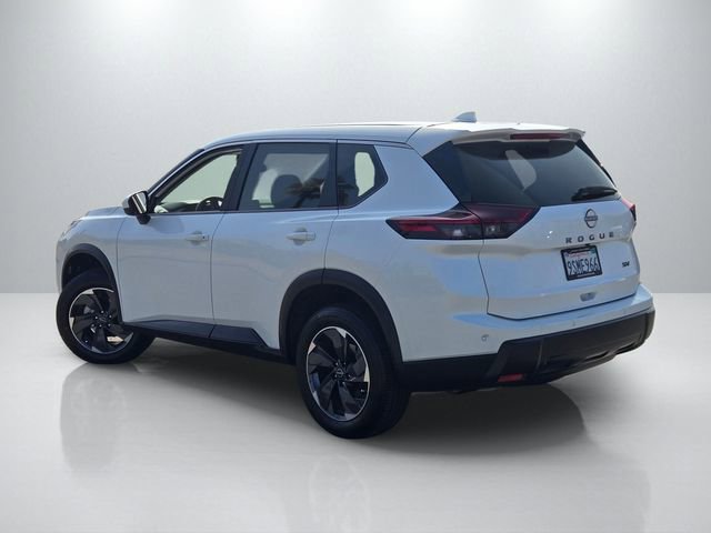 Used 2024 Nissan Rogue SV image 6
