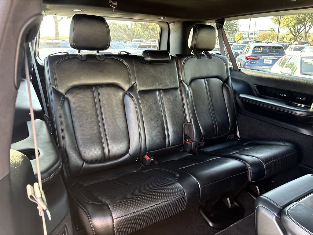 Used 2024 Jeep Grand Wagoneer L 4WD image 28