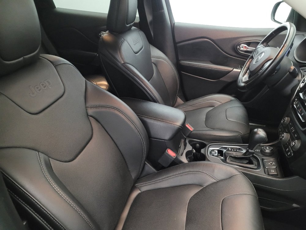 Used 2021 Jeep Cherokee Limited image 21