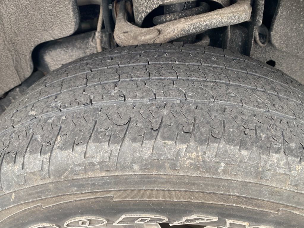 Used 2016 Ford F150 XLT w/ Equipment Group 302A Luxury image 4