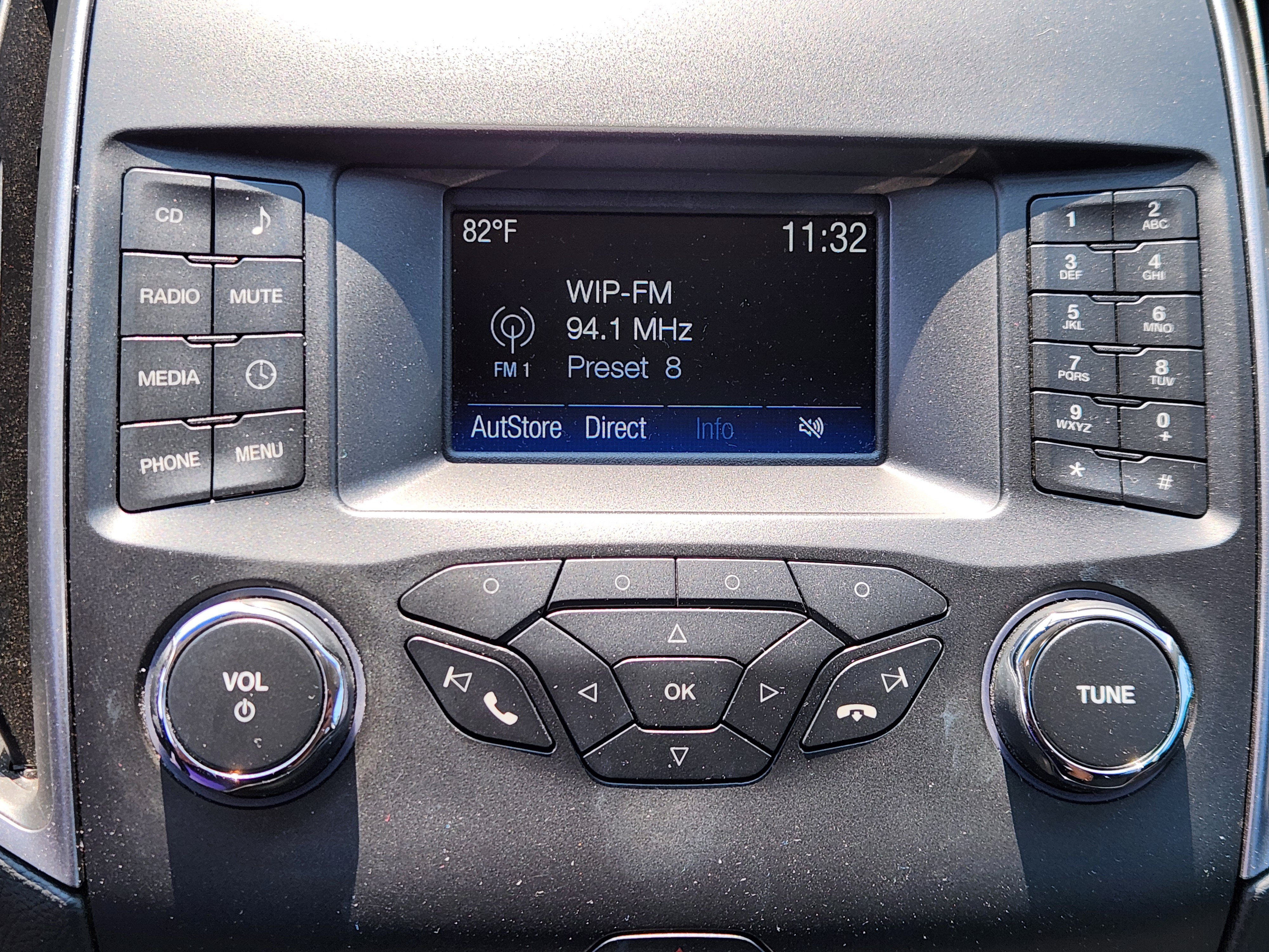 Used 2016 Ford Edge SE AWD/4WD image 11