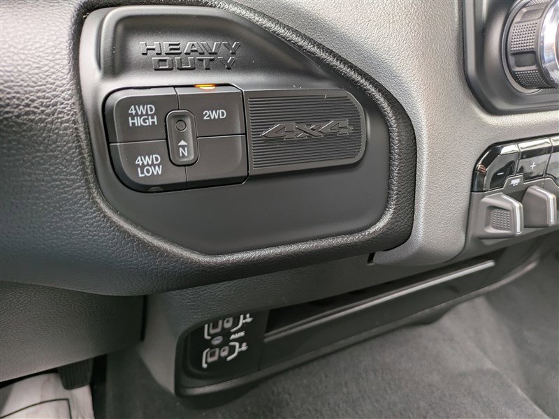 Used 2024 RAM 2500 Big Horn image 28