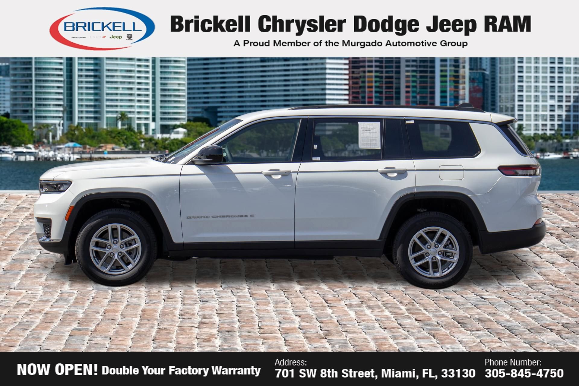 Used 2025 Jeep Grand Cherokee L Laredo image 8