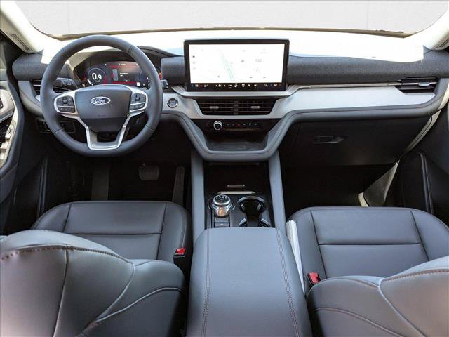 New 2025 Ford Explorer Active w/ Active Comfort Package RWD image 13