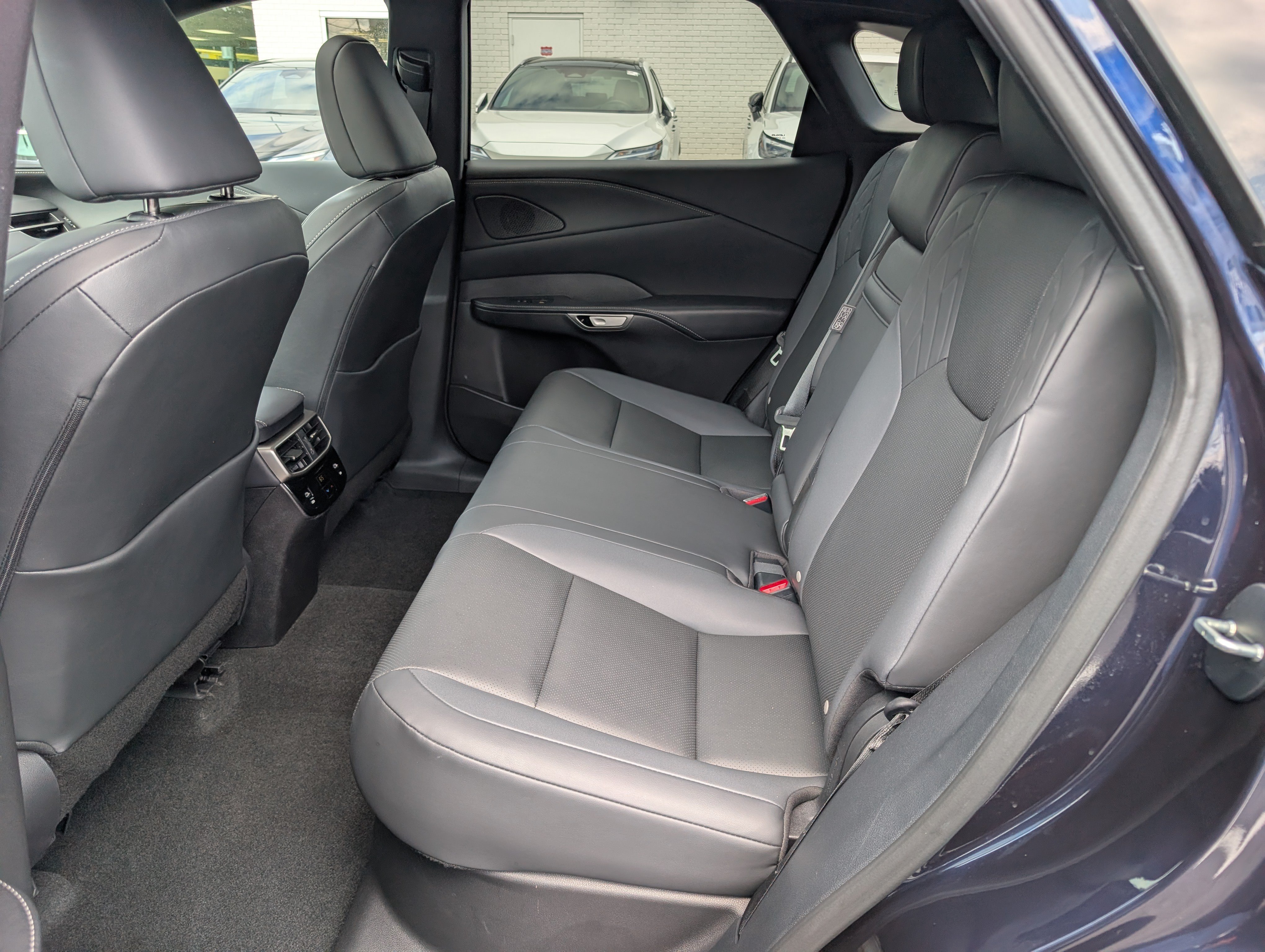 Certified 2025 Lexus RX 350 Premium w/ Accessory Package AWD/4WD image 15