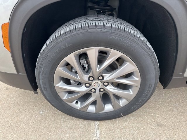 New 2025 Buick Enclave Preferred w/ Power Package image 9
