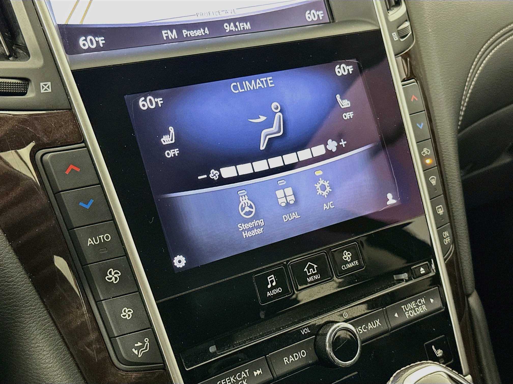 Used 2018 INFINITI Q50 Luxe w/ Essential Package (3.0T Luxe) RWD image 24