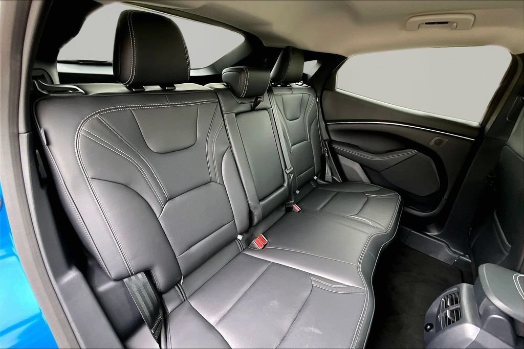 Used 2025 Ford Mustang Mach-E Premium AWD/4WD image 27