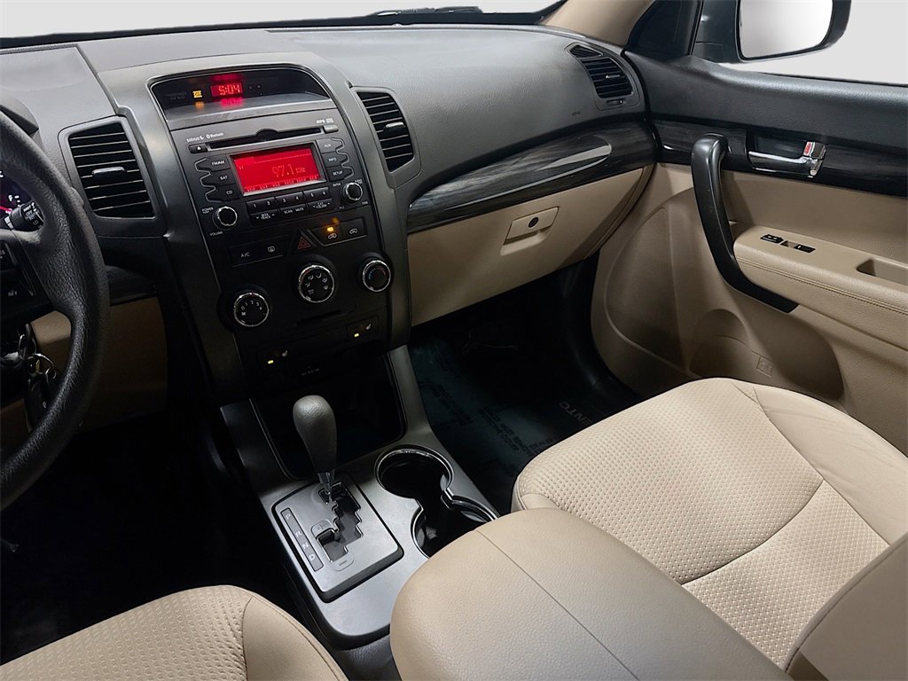 Used 2012 Kia Sorento LX w/ Convenience Pkg image 27