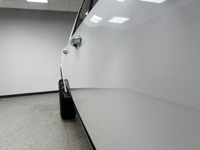 Used 2024 GMC Sierra 2500 Denali Ultimate AWD/4WD image 12