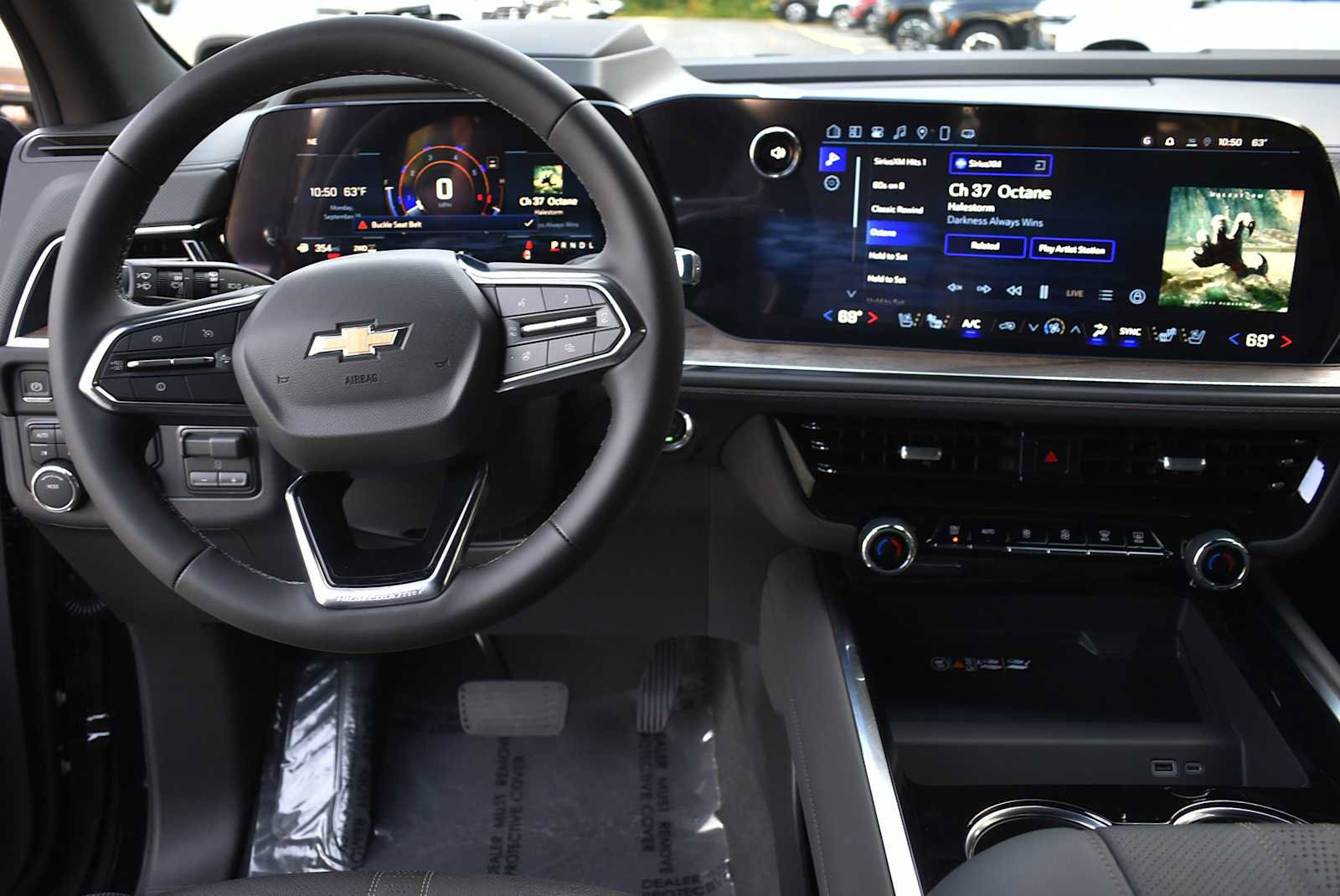 New 2025 Chevrolet Tahoe High Country w/ Sun And Tow Package image 15