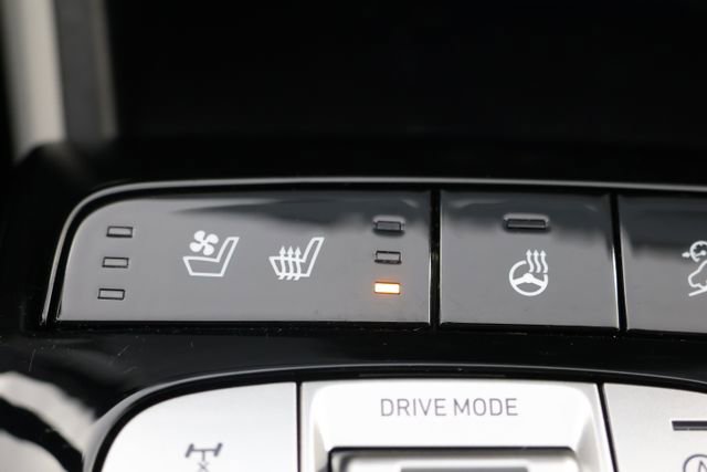 Certified 2023 Hyundai Tucson Limited AWD/4WD image 15