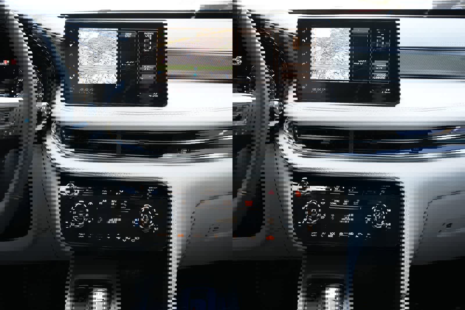 Certified 2026 INFINITI QX60 Luxe w/ Cargo Package image 13