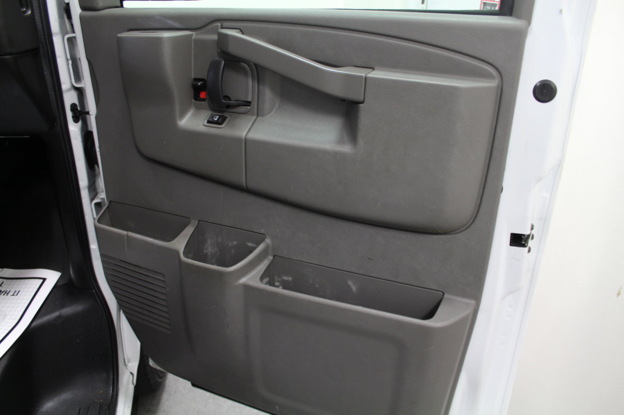 Used 2020 GMC Savana 3500 LT w/ LT Preferred Equipment Group image 22