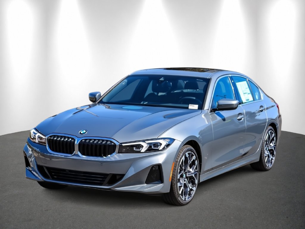New 2026 BMW 330i Sedan w/ Convenience Package RWD image 3