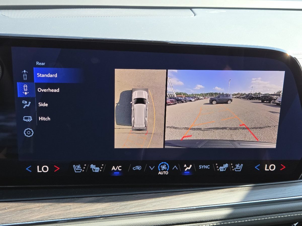 New 2026 Chevrolet Tahoe Premier AWD/4WD image 11