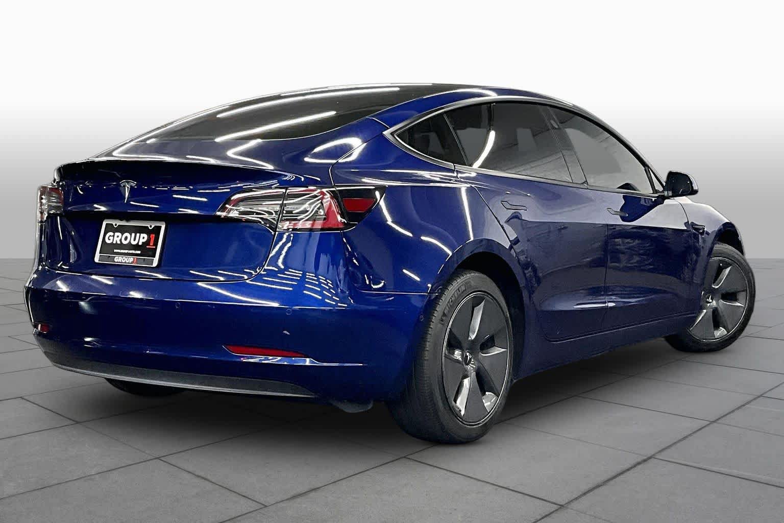 Used 2022 Tesla Model 3 RWD image 12