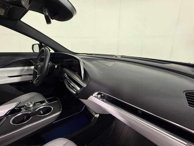 Certified 2024 Cadillac Lyriq Sport RWD image 32