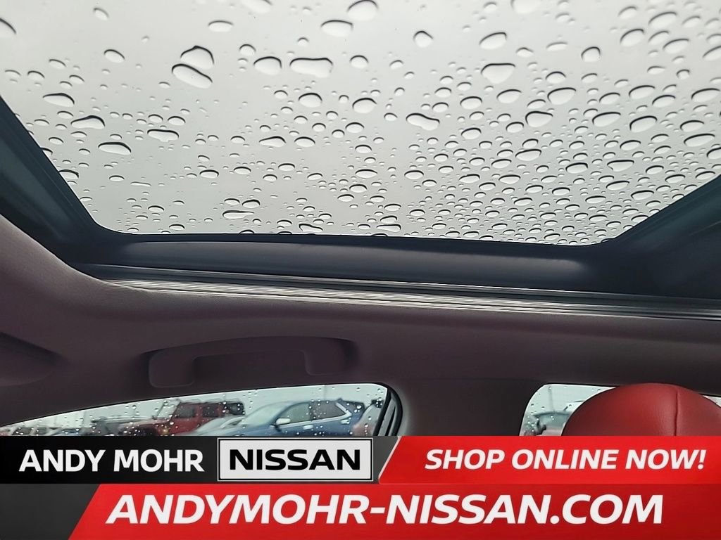 Used 2018 Toyota Camry XSE image 19