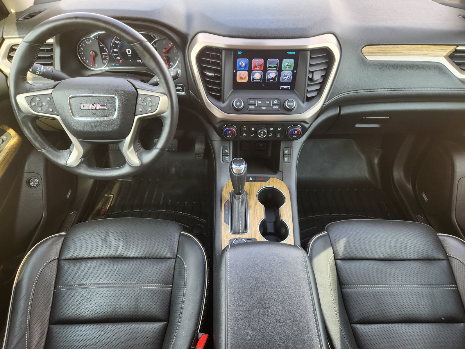 Used 2017 GMC Acadia Denali AWD/4WD image 29