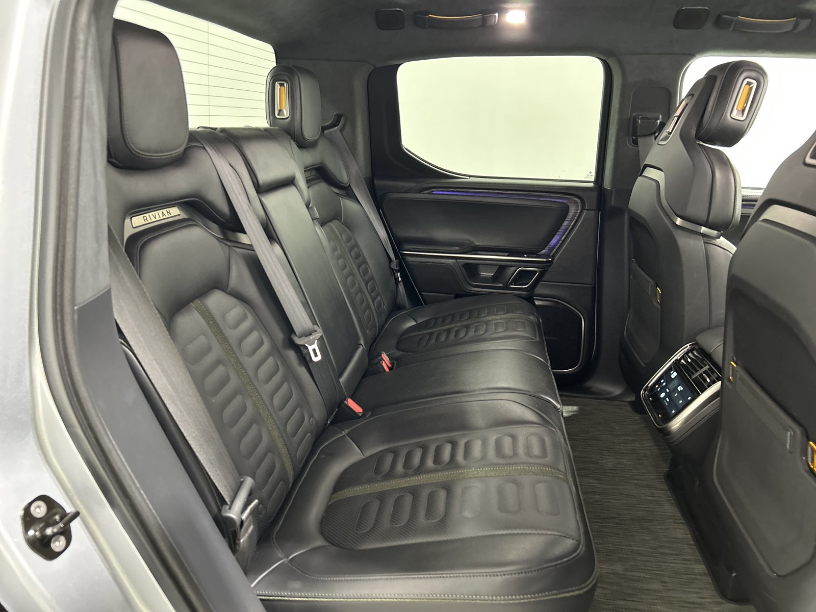 Used 2022 Rivian R1T Adventure AWD/4WD image 22