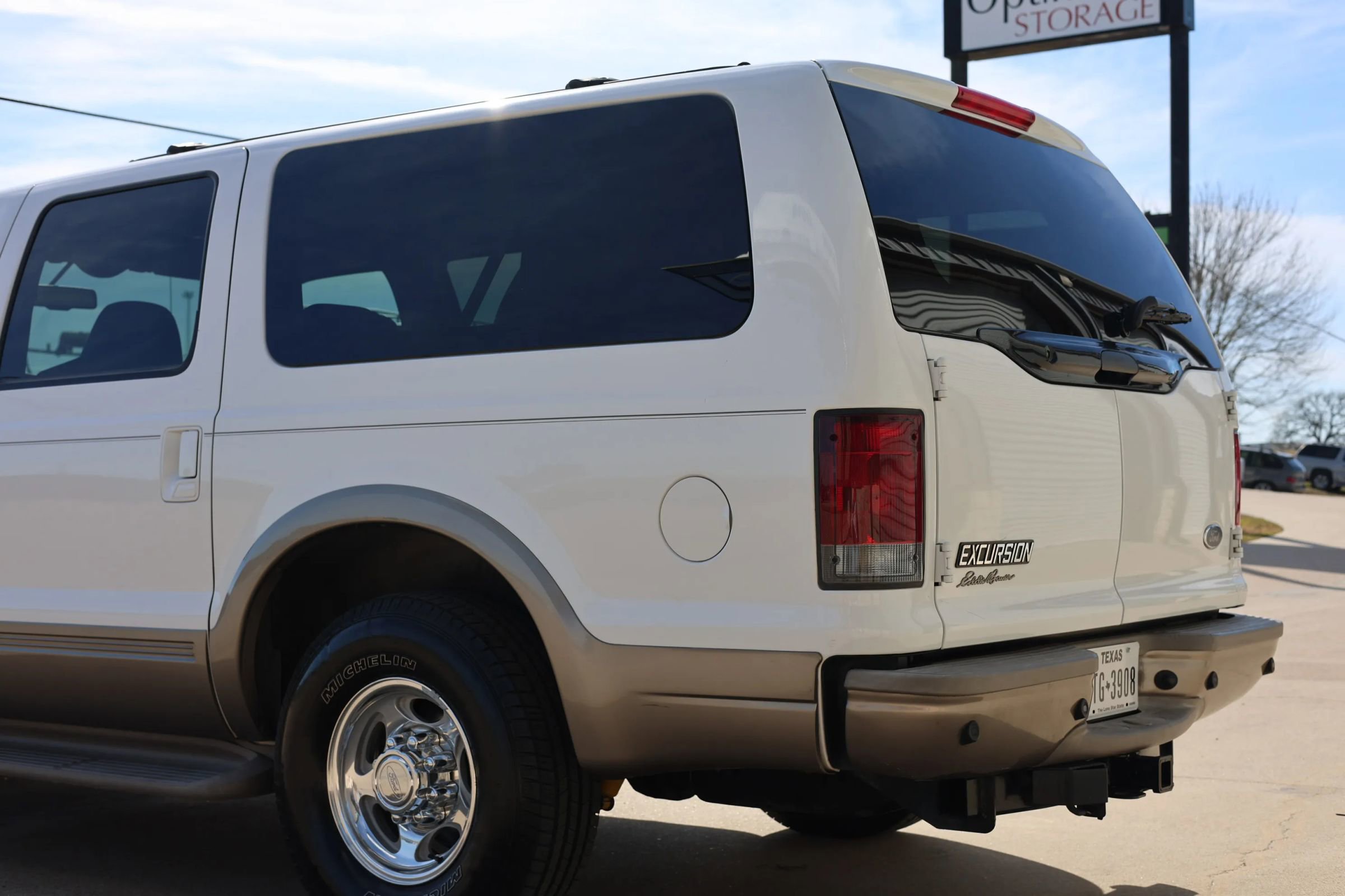 Used 2005 Ford Excursion Eddie Bauer image 5