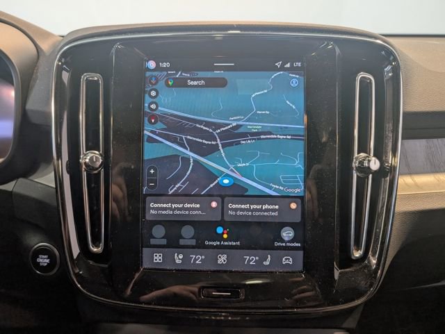 Used 2026 Volvo XC40 B5 Plus w/ Protection Package Premier image 16