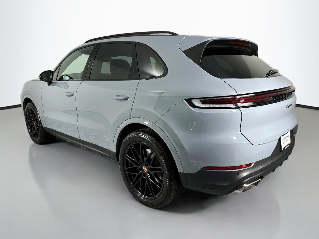 New 2026 Porsche Cayenne AWD/4WD image 3