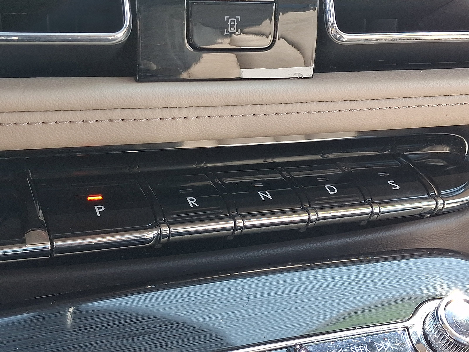 Certified 2021 Lincoln Nautilus Reserve AWD/4WD image 16