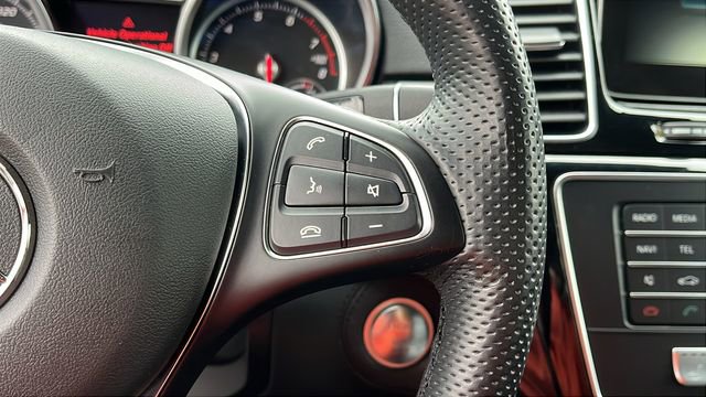 Used 2018 Mercedes-Benz GLE 550e 4MATIC image 13