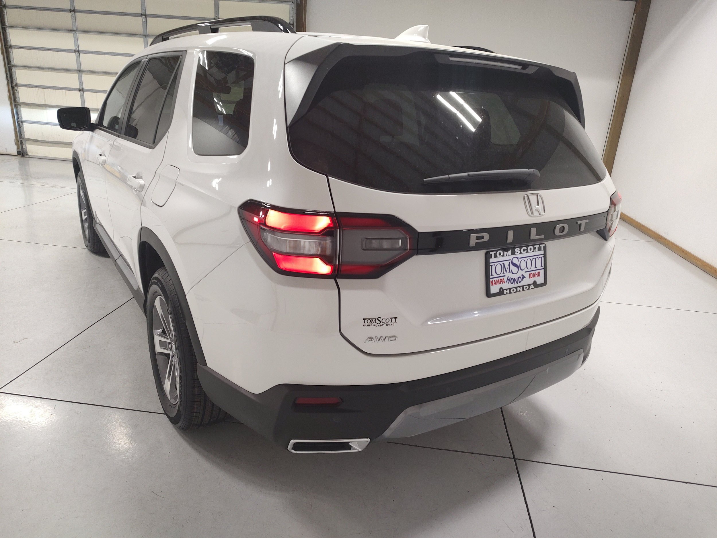 New 2026 Honda Pilot EX-L image 16