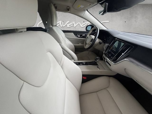 Used 2019 Volvo S60 T5 Momentum w/ Premium Package FWD image 30