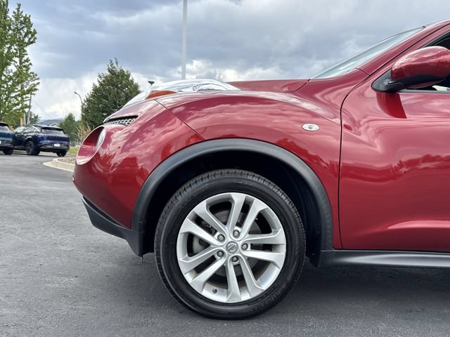 Used 2013 Nissan Juke SV AWD/4WD image 32