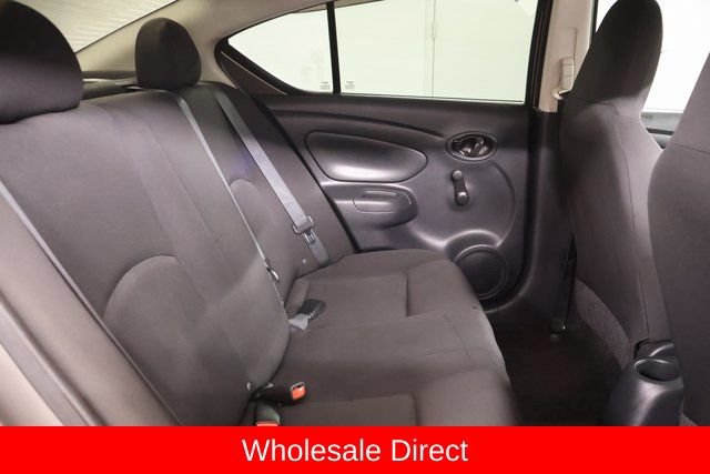 Used 2015 Nissan Versa S Plus FWD image 22