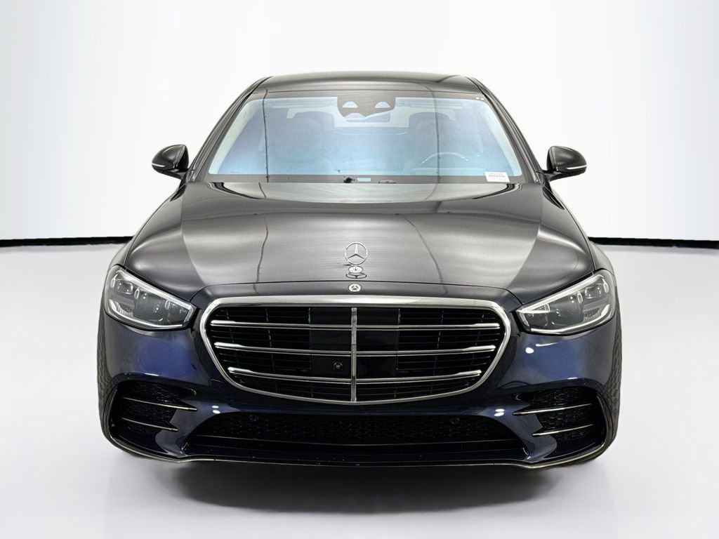 Used 2023 Mercedes-Benz S 500 4MATIC image 2