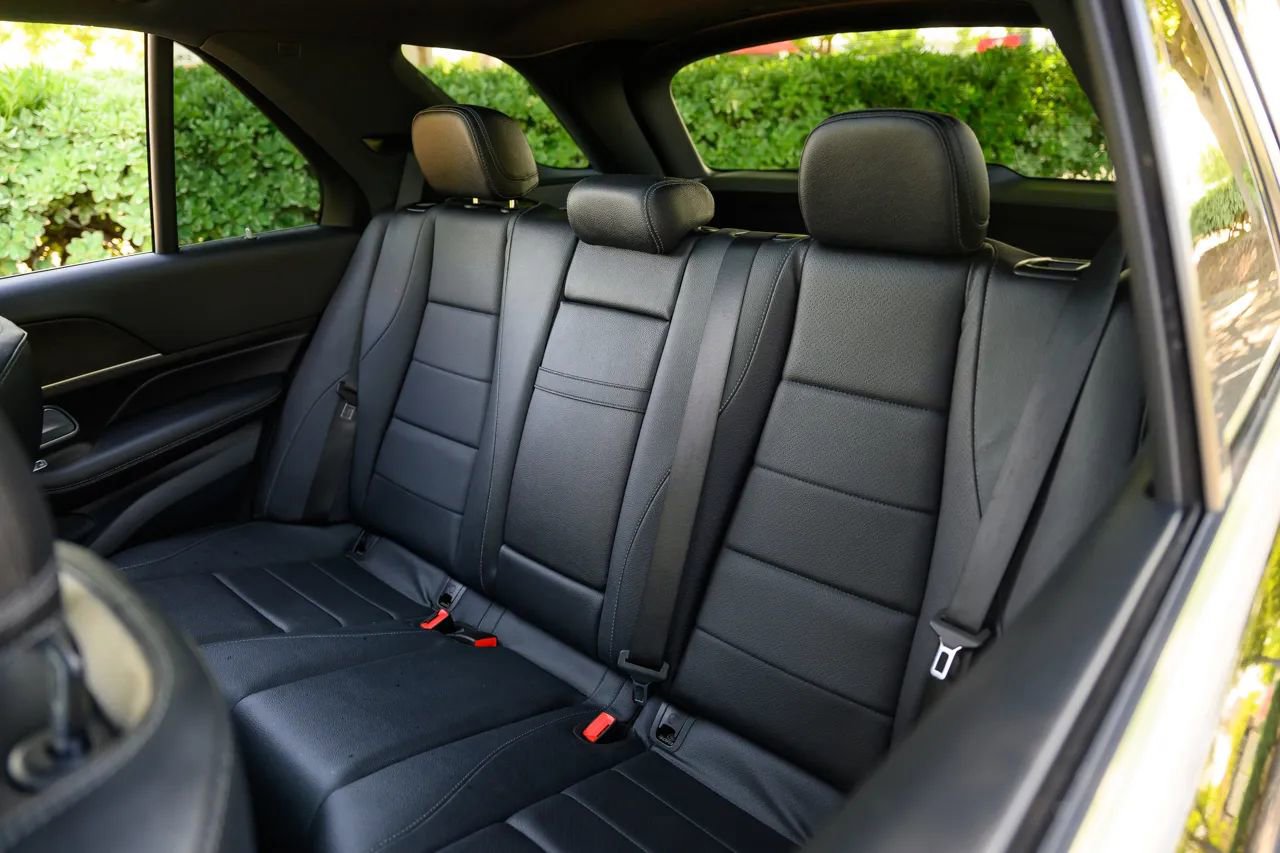 Used 2021 Mercedes-Benz GLE 350 w/ Premium Package image 21