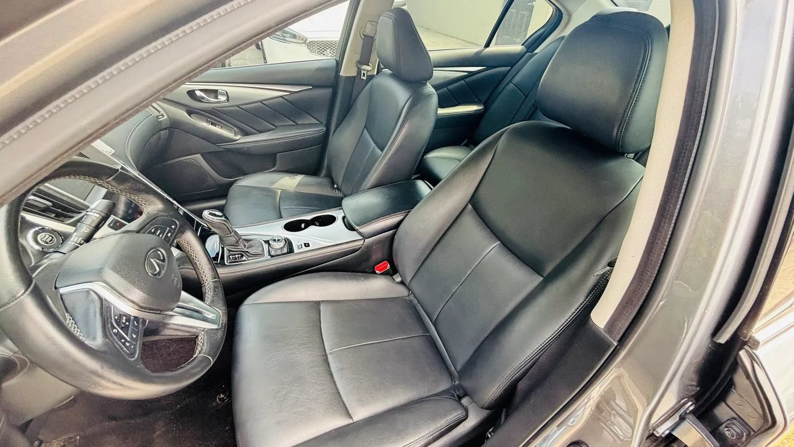 Used 2019 INFINITI Q50 Luxe RWD image 9