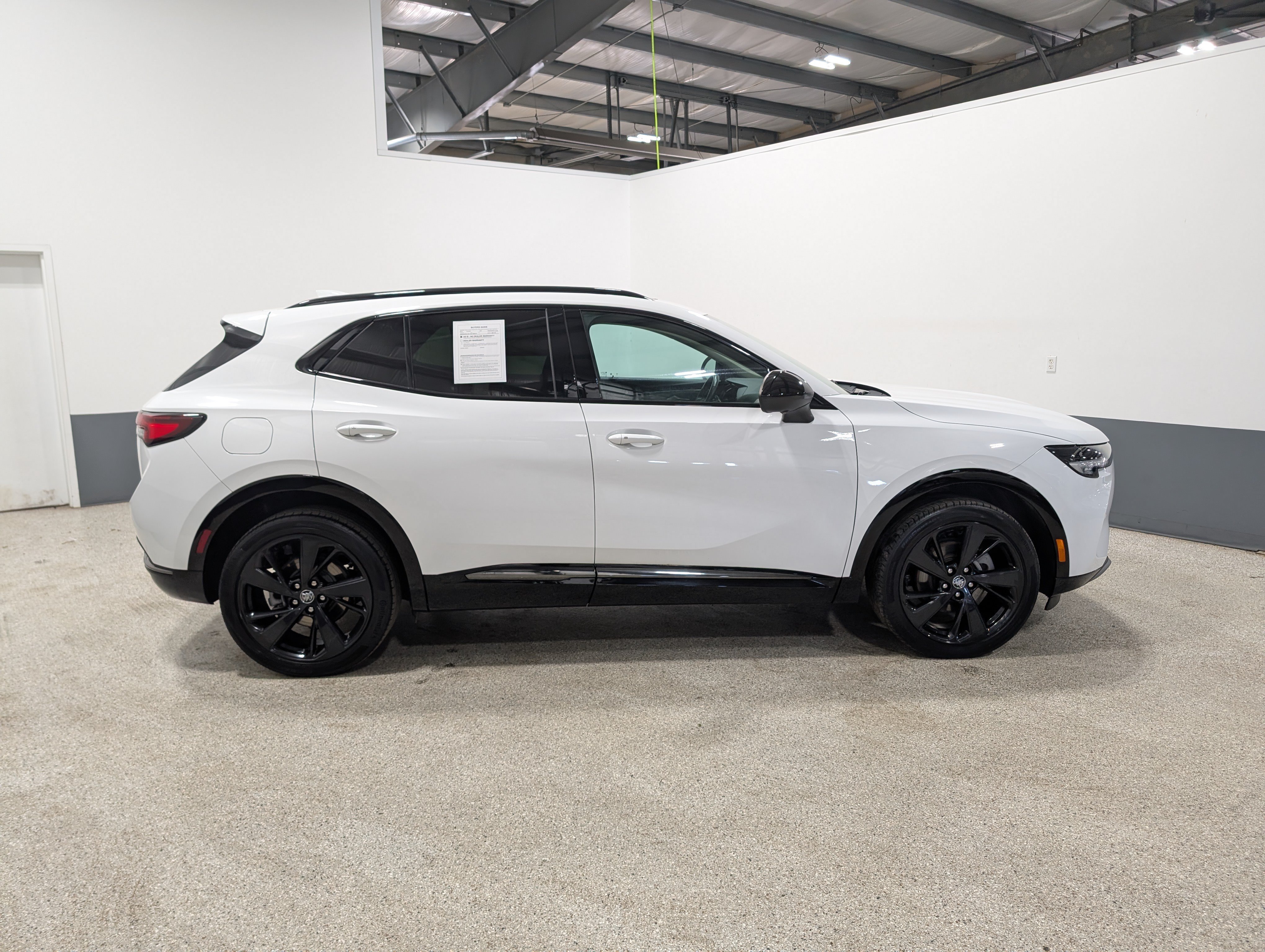 Used 2023 Buick Envision Essence w/ Technology Package I AWD/4WD image 2