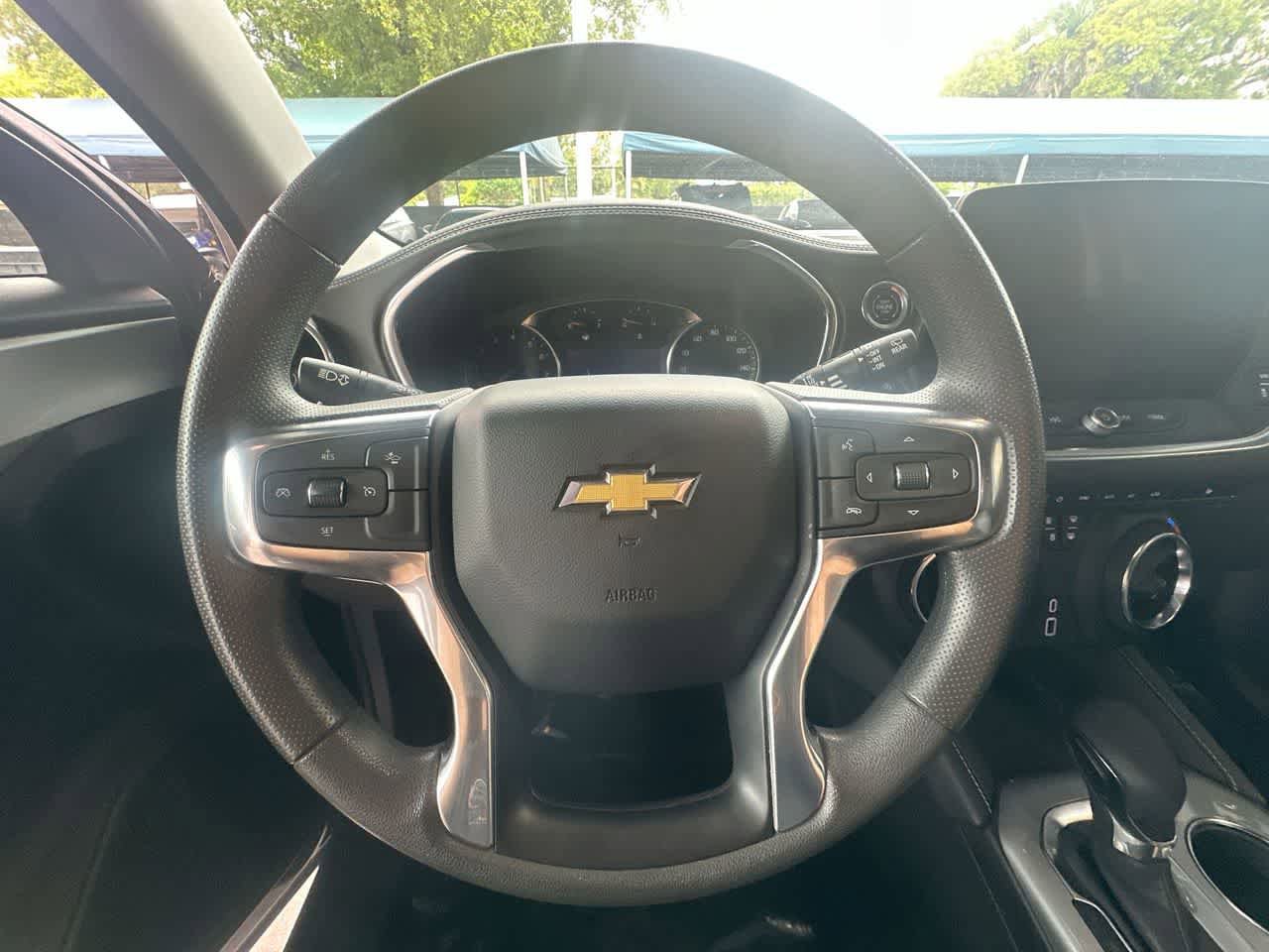Used 2025 Chevrolet Blazer LT FWD image 15