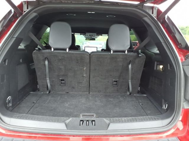 Used 2025 Ford Explorer ST-Line AWD/4WD image 11