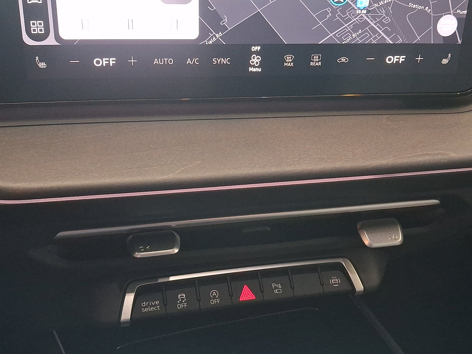 New 2026 Audi Q3 quattro 2.0T AWD/4WD image 11