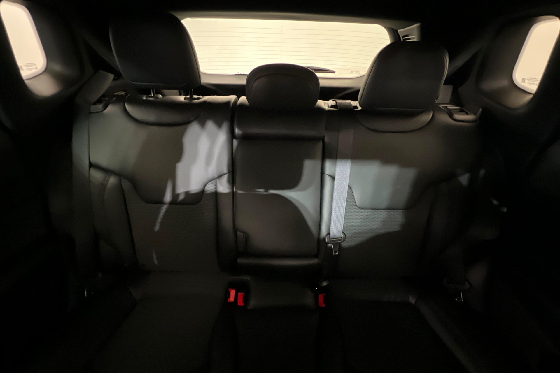 New 2026 Jeep Compass Latitude AWD/4WD image 25