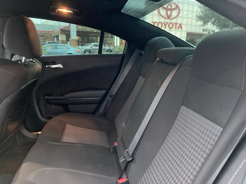 Used 2022 Dodge Charger GT w/ Driver Convenience Group RWD image 10