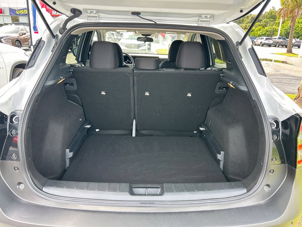 Certified 2025 Nissan Kicks SV FWD image 47