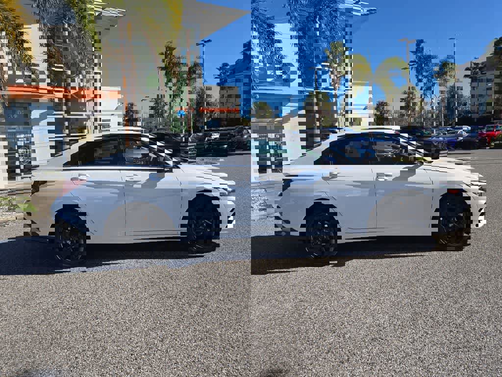 New 2026 Hyundai Elantra SEL Sport Premium image 8